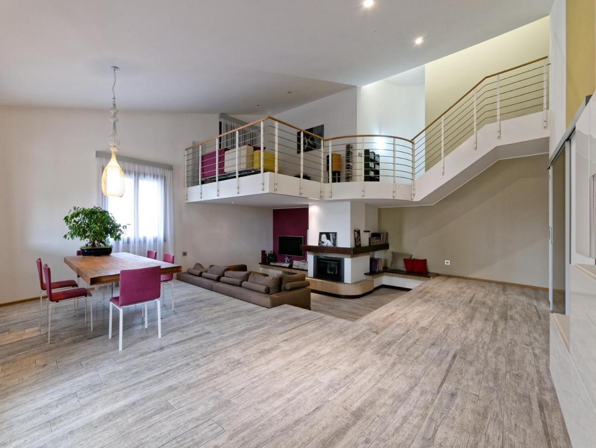Nifty Intera Villa Con Piscina Relax, Idromassaggio E Sauna Muscletto Экстерьер фото